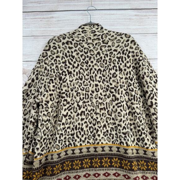 Vertigo Animal Print Open Front Cardigan Sweater Womens Medium Brown Beige - Picture 4 of 13